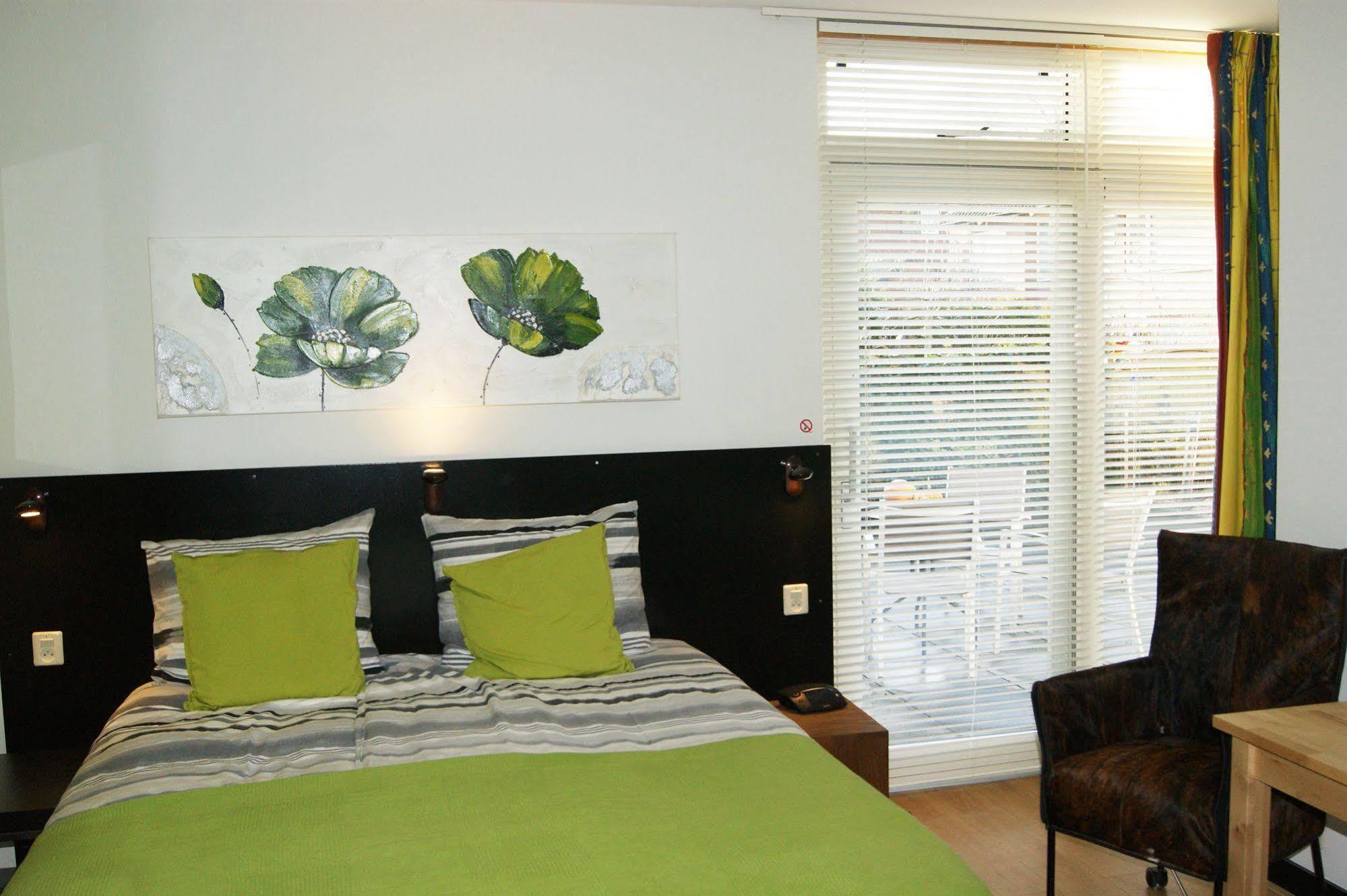 Bed&Breakfast Maasland Экстерьер фото